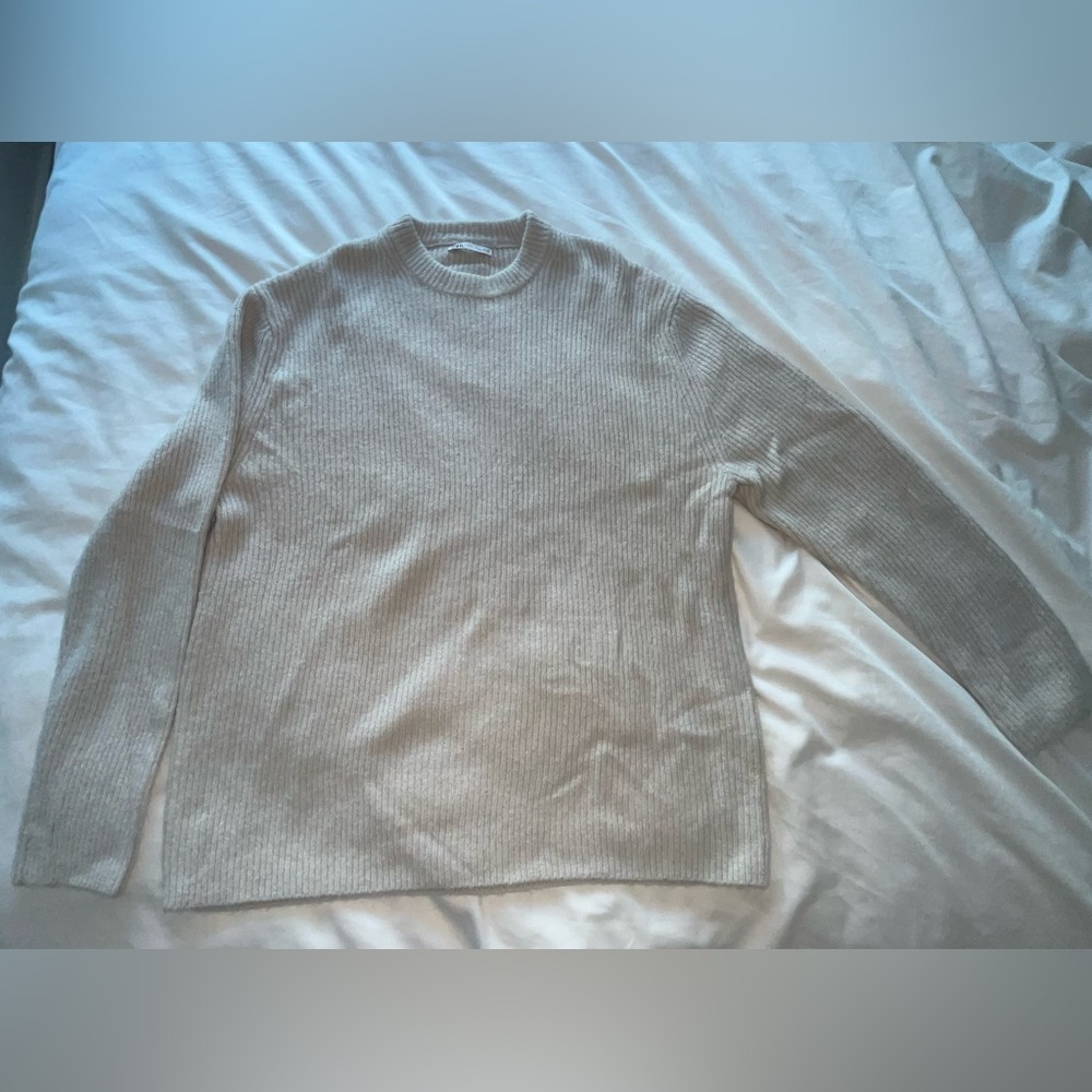 💛 bundle $17- Zara Light Gray Ribbed Sweater shirt